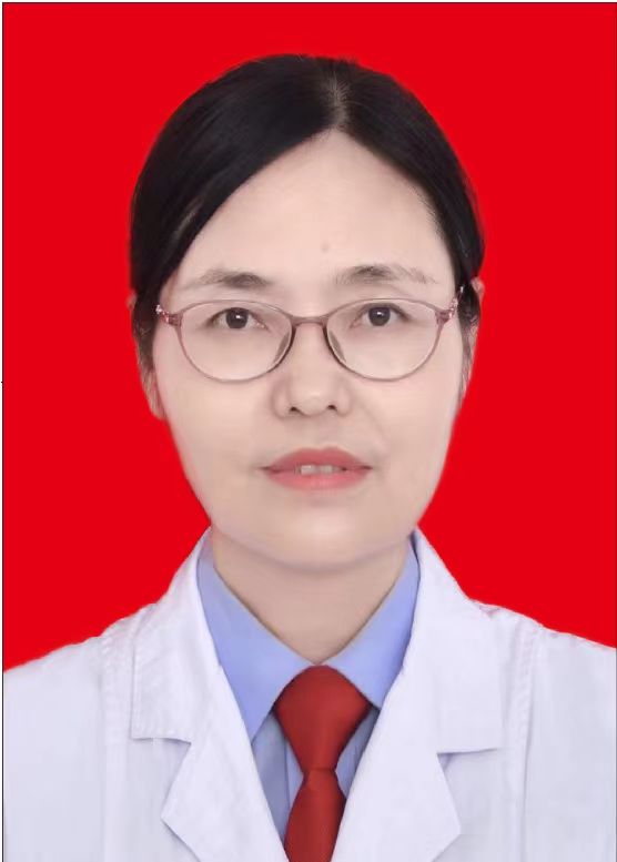 杨芬 副主任法医师